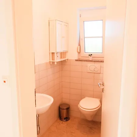 Luka Apartment Sukosan