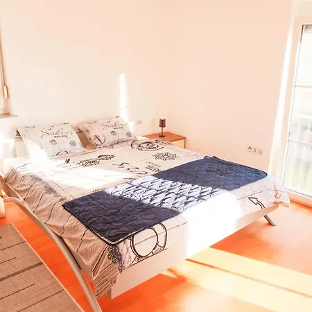 Apartment Luka Sukosan